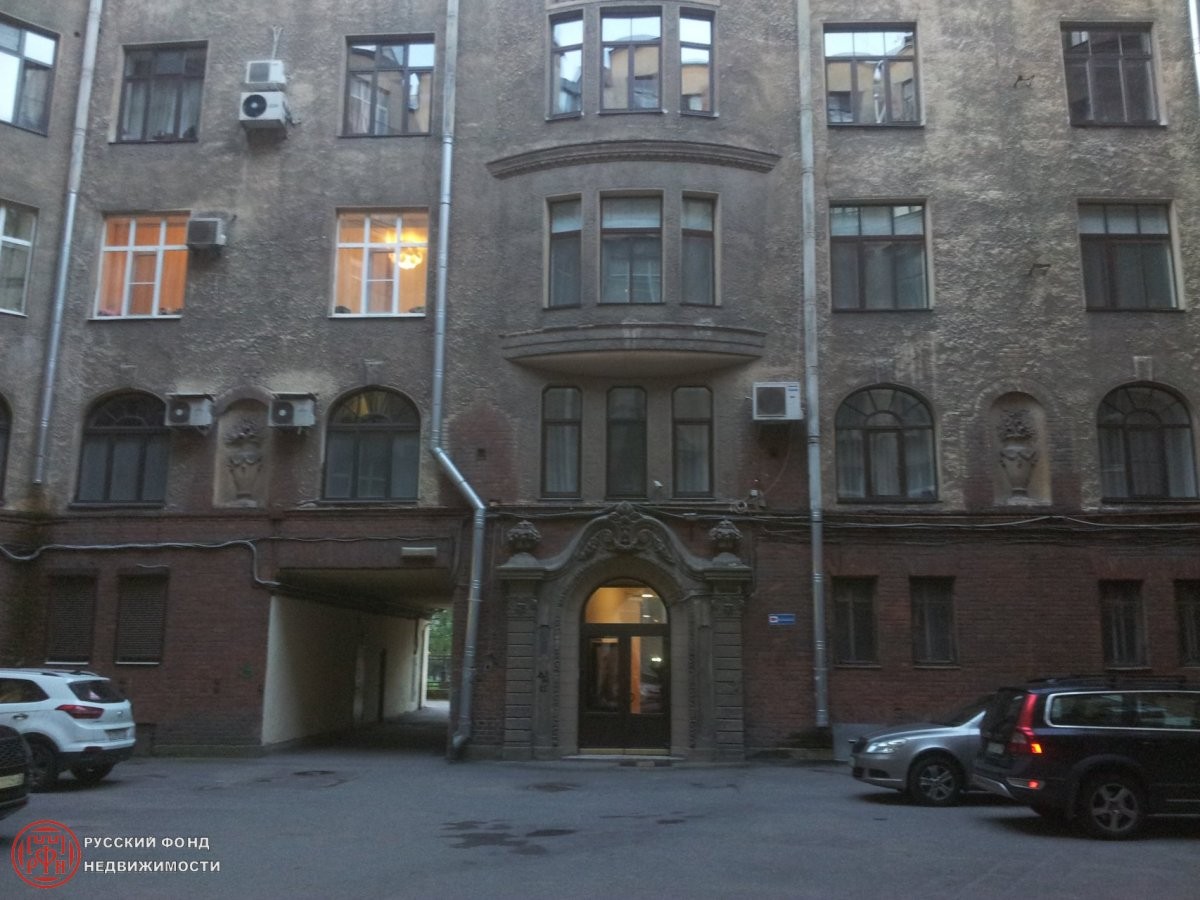 г. Санкт-Петербург, ул. Рентгена, д. 4-фасад здания