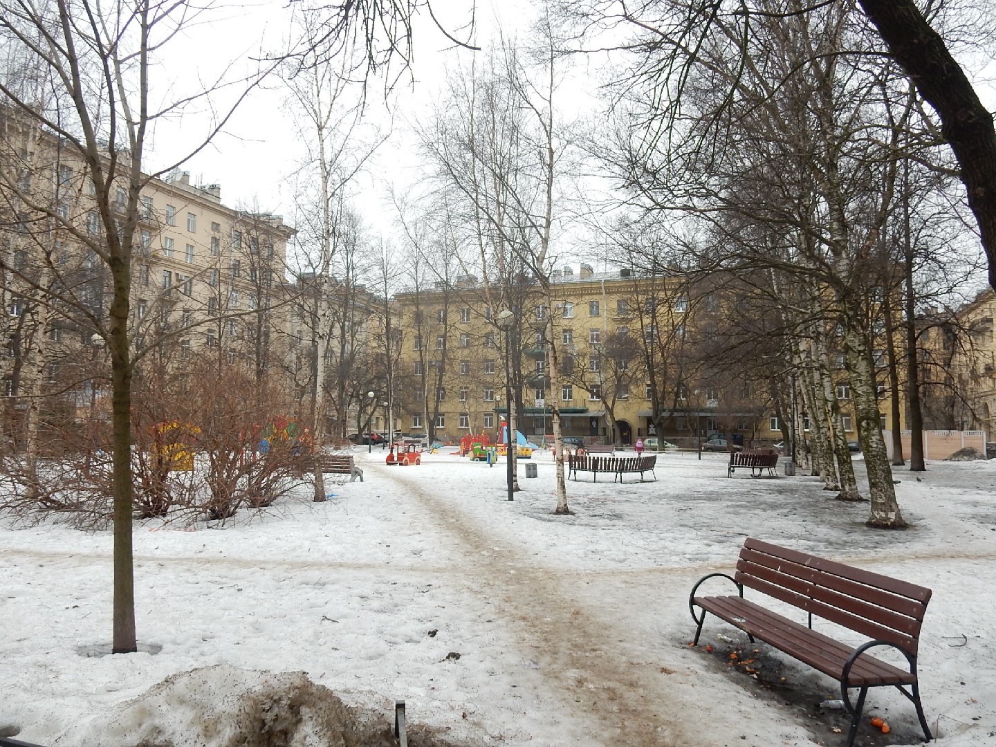 г. Санкт-Петербург, пр-кт. Стачек, д. 67, к. 8, лит. А-придомовая территория