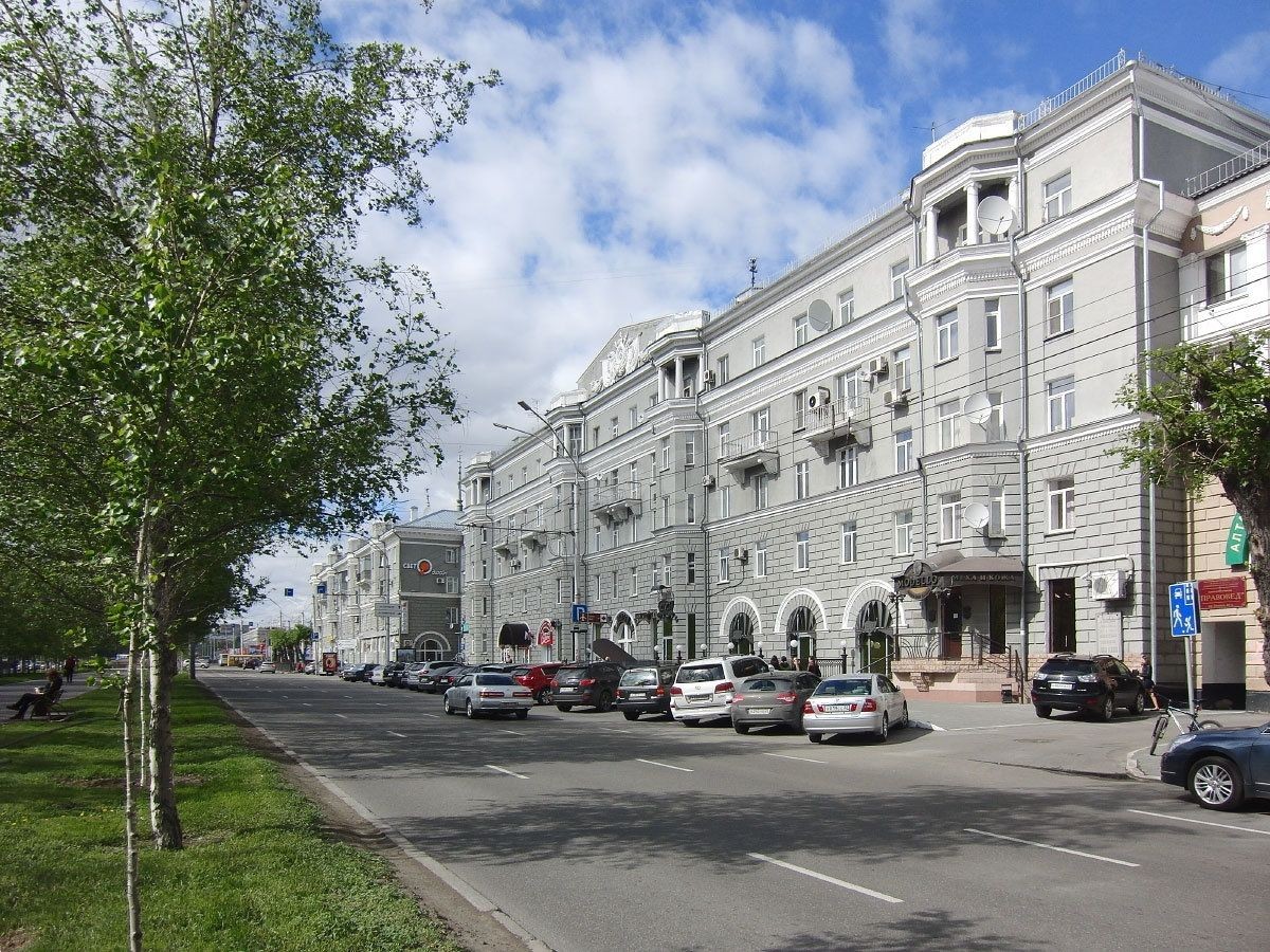 край. Алтайский, г. Барнаул, пр-кт. Ленина, д. 80-фасад здания
