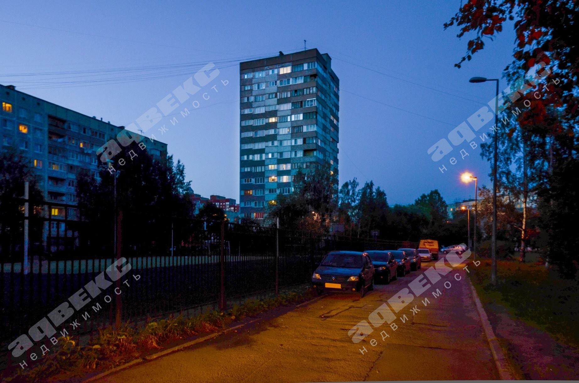 г. Санкт-Петербург, пр-кт. Ударников, д. 22, к. 4, стр. А-придомовая территория