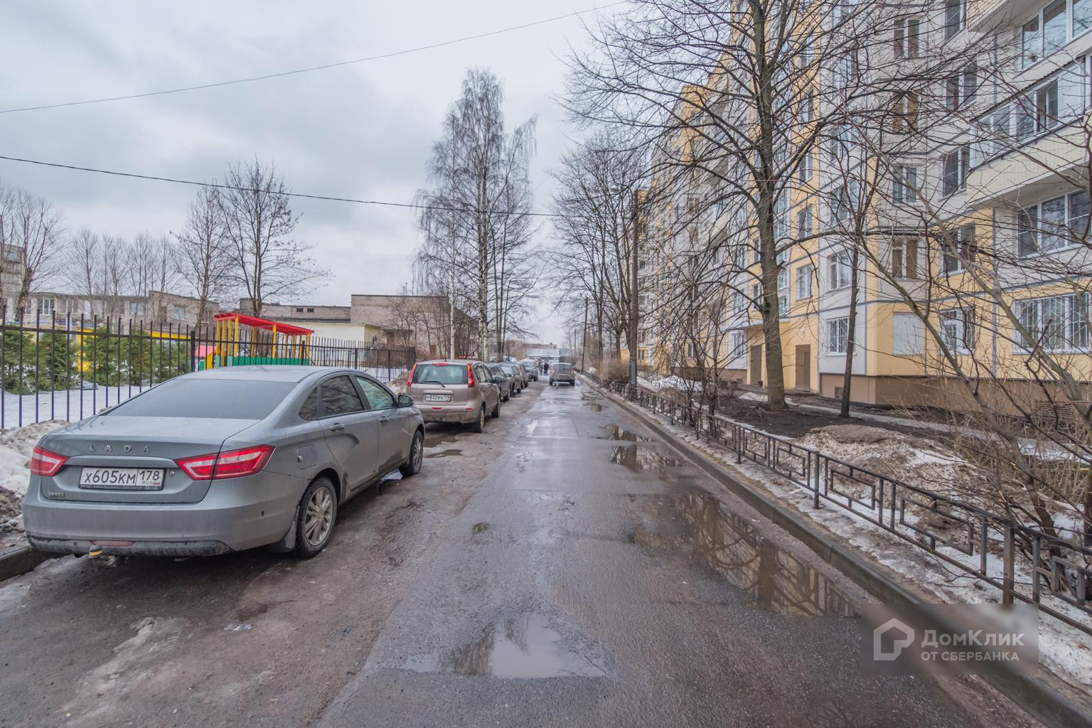 г. Санкт-Петербург, пр-кт. Энергетиков, д. 48-придомовая территория