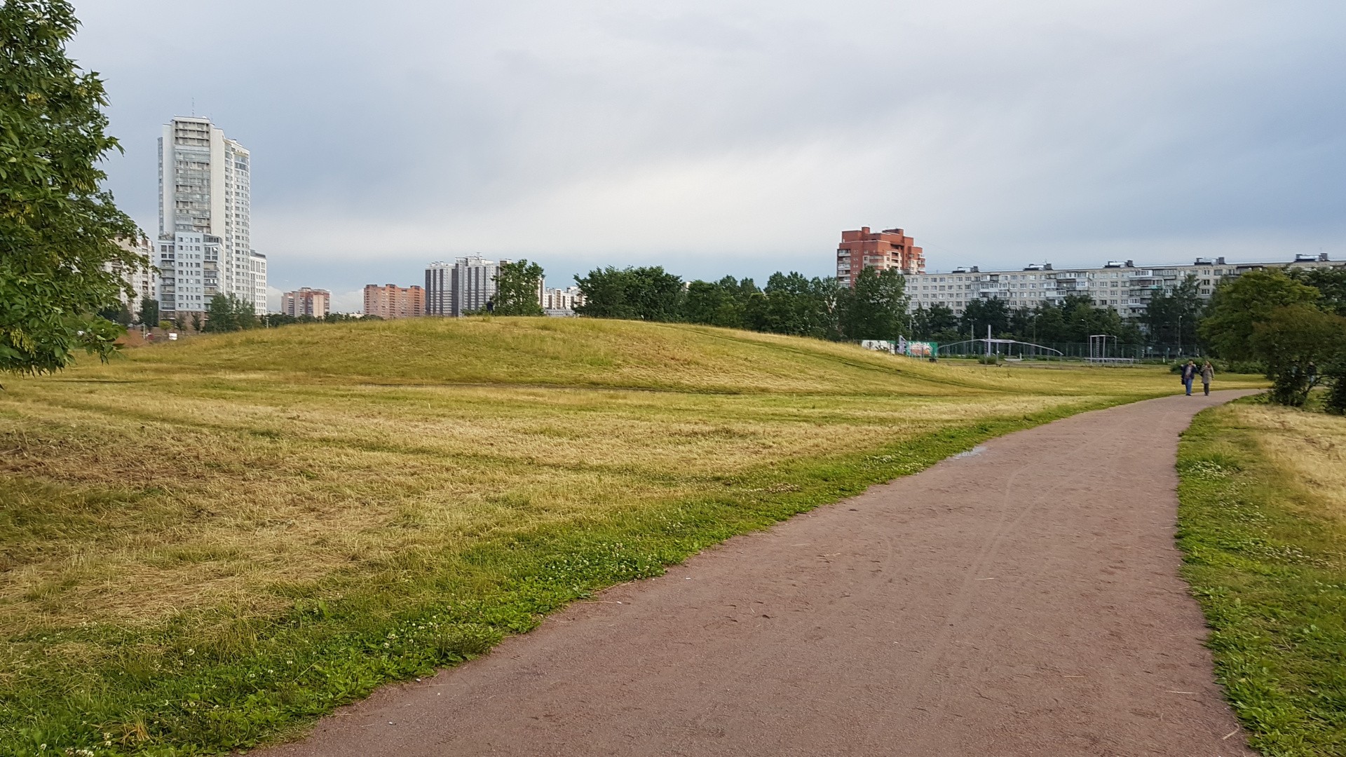 г. Санкт-Петербург, ш. Южное, д. 55, к. 3, лит. А-придомовая территория