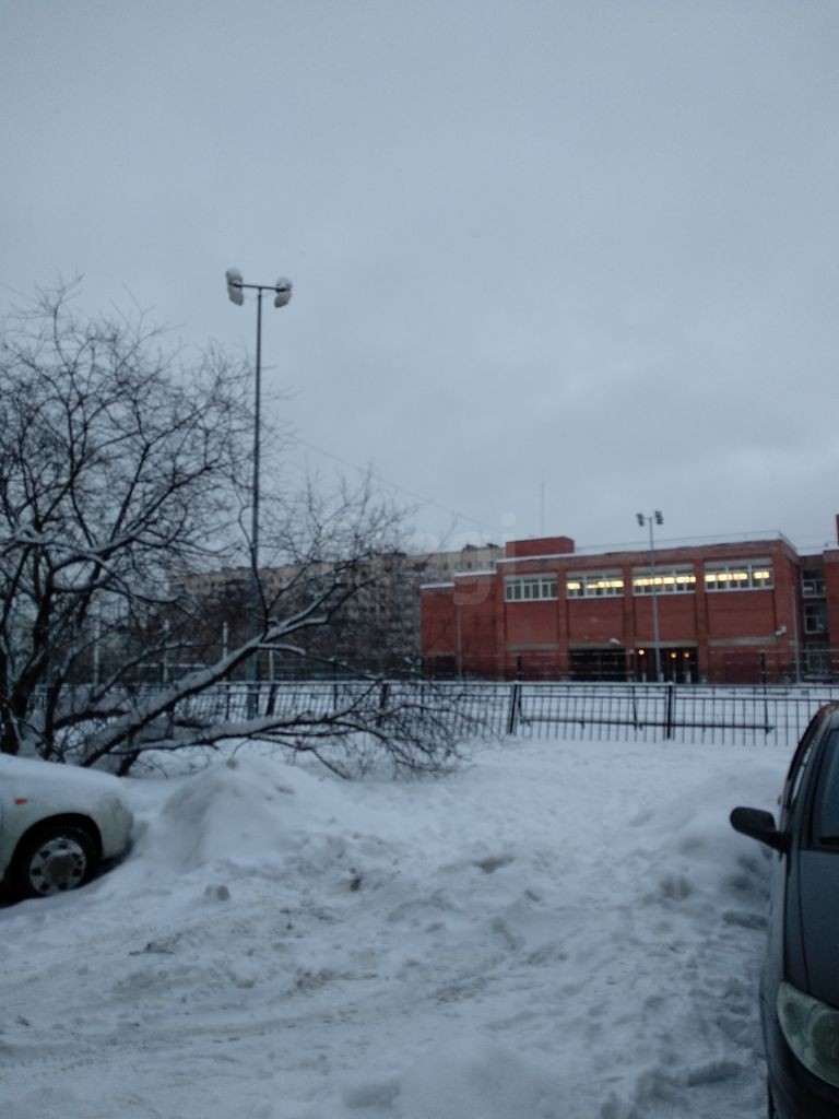 г. Санкт-Петербург, ул. Ярослава Гашека, д. 4, к. 3-придомовая территория