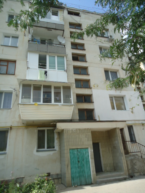г. Севастополь, ул. Генерала Жидилова, д. 9-фасад здания