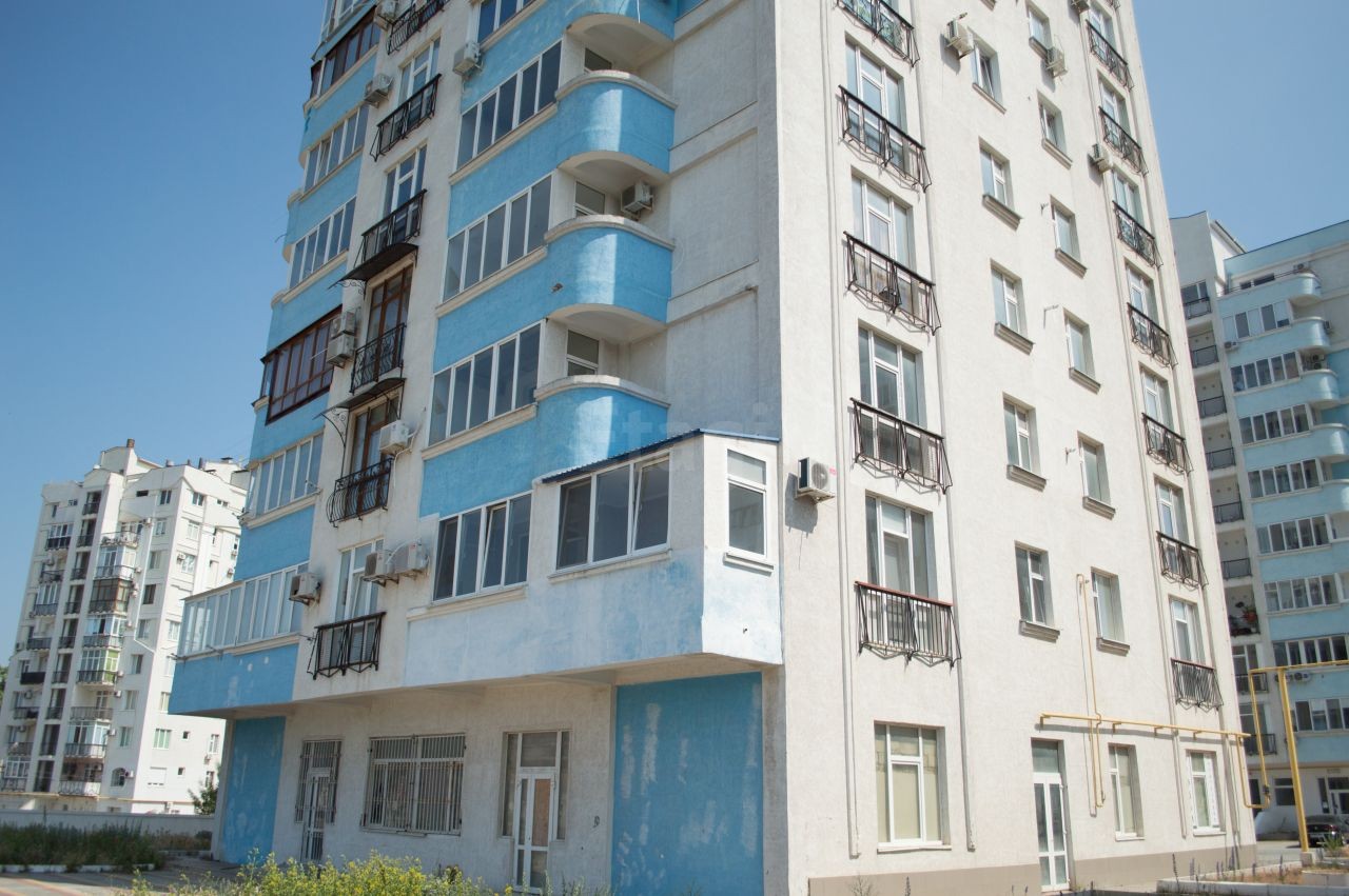 г. Севастополь, ул. Дыбенко Павла, д. 26-фасад здания