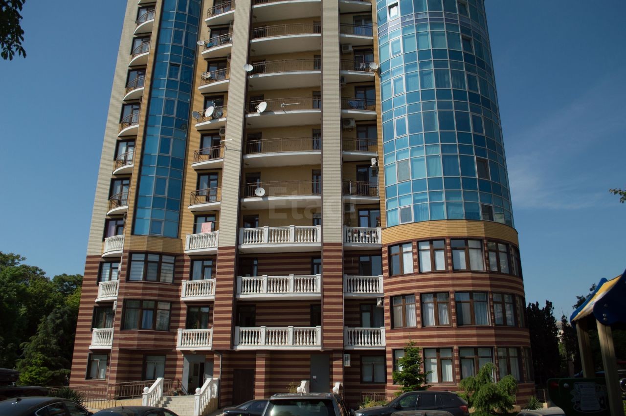г. Севастополь, ул. Ерошенко, д. 9-фасад здания