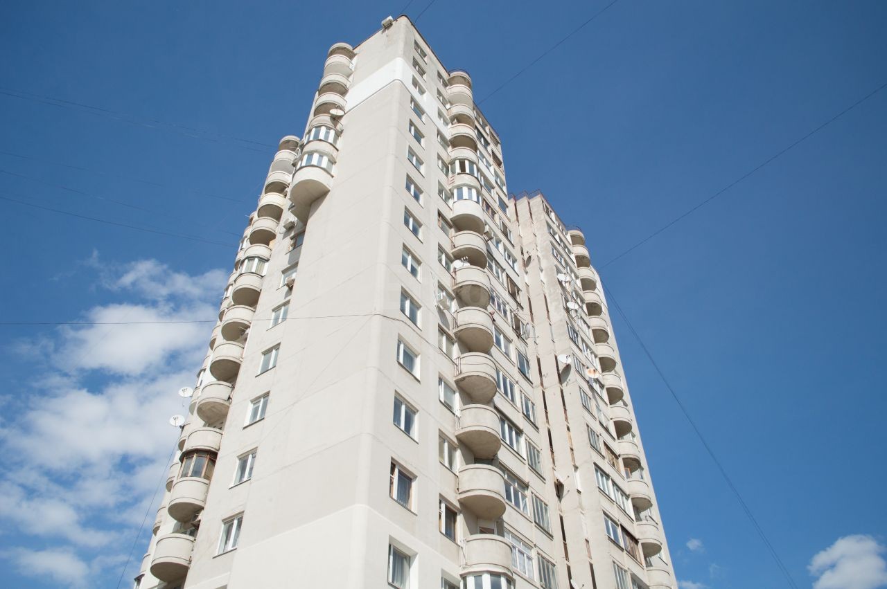 г. Севастополь, ул. Кесаева Астана, д. 15-фасад здания