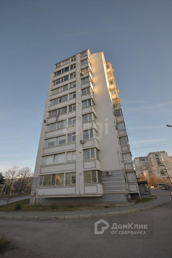 г. Севастополь, ул. Корчагина Павла, д. 19-фасад здания