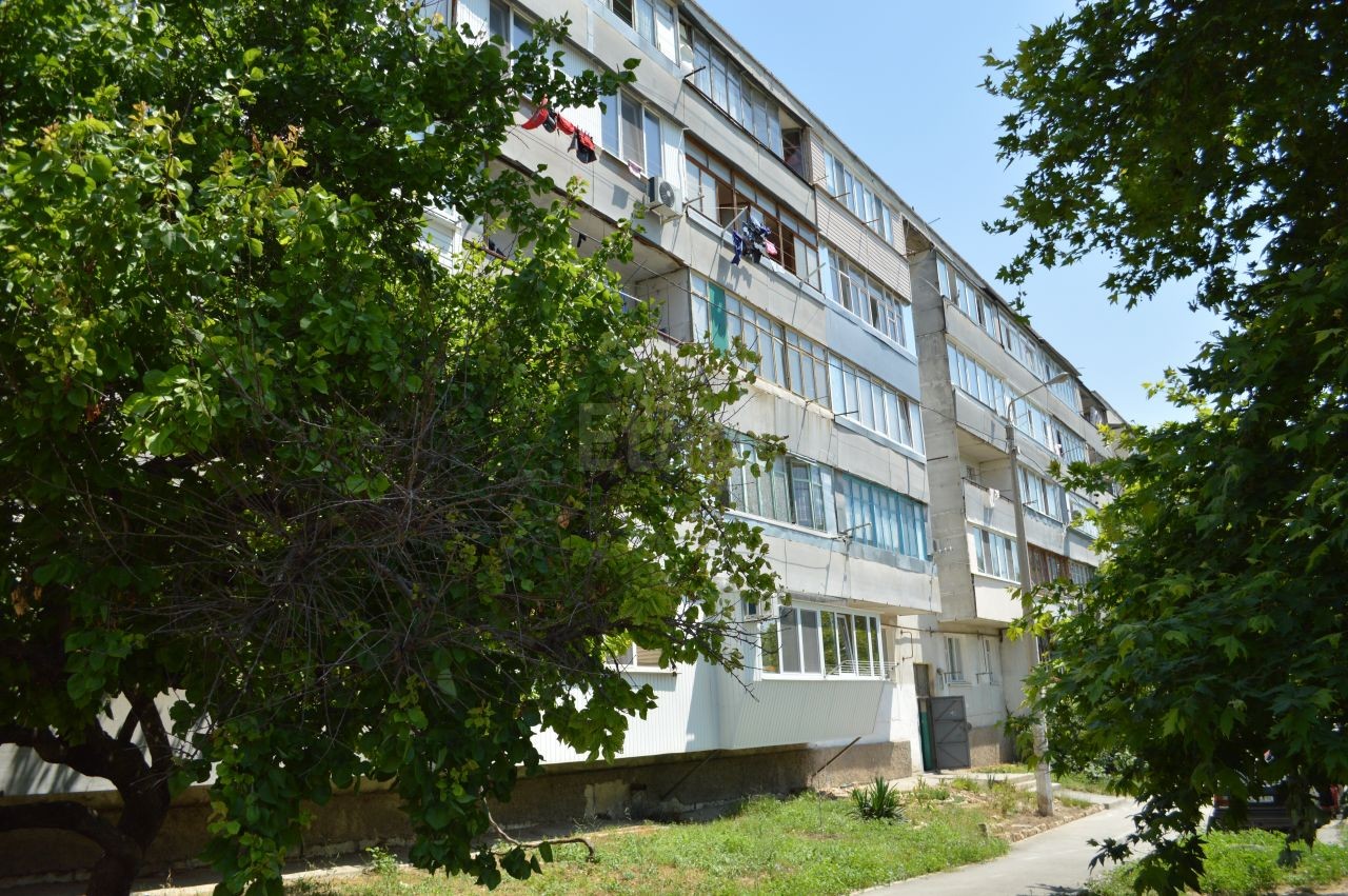 г. Севастополь, ул. Лизы Чайкиной, д. 95-фасад здания