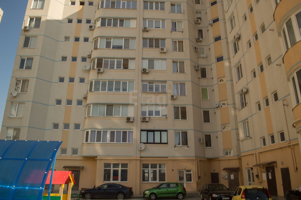 г. Севастополь, ул. Маячная, д. 16-фасад здания