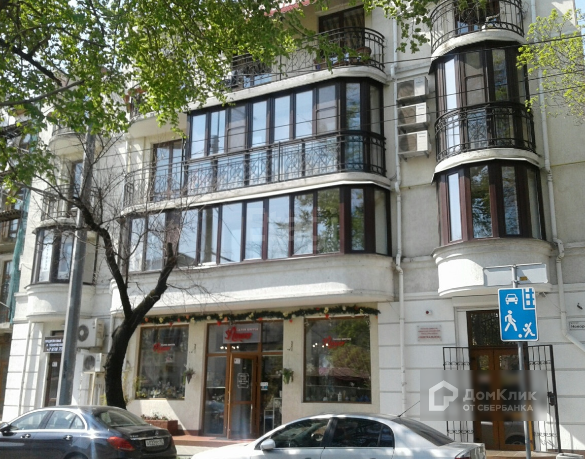 г. Севастополь, ул. Новороссийская, д. 38-фасад здания