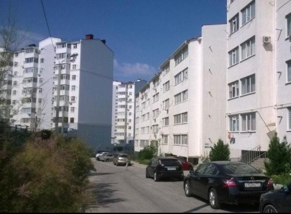 г. Севастополь, ул. Руднева, д. 26, к. 1-фасад здания
