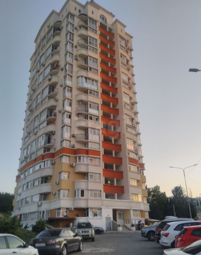 г. Севастополь, ул. Степаняна, д. 2-А, к. 1-фасад здания