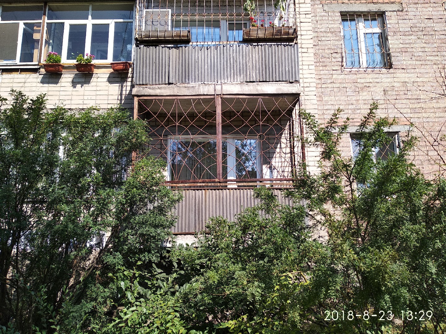 край. Забайкальский, г. Чита, ул. Бабушкина, д. 89-фасад здания