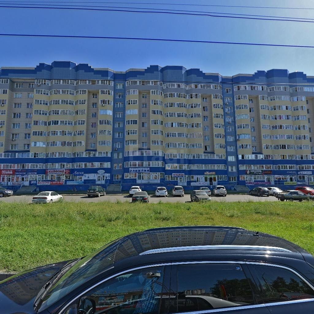 край. Алтайский, г. Барнаул, ул. Малахова, д. 83-фасад здания