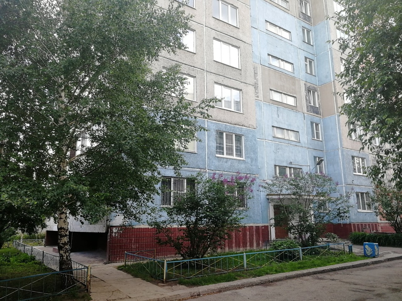 край. Алтайский, г. Барнаул, ул. Малахова, д. 87-фасад здания