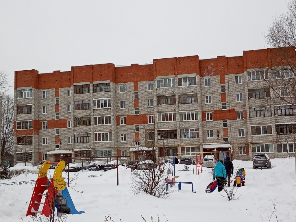 обл. Ивановская, г. Иваново, ул. Каравайковой, д. 50-фасад здания