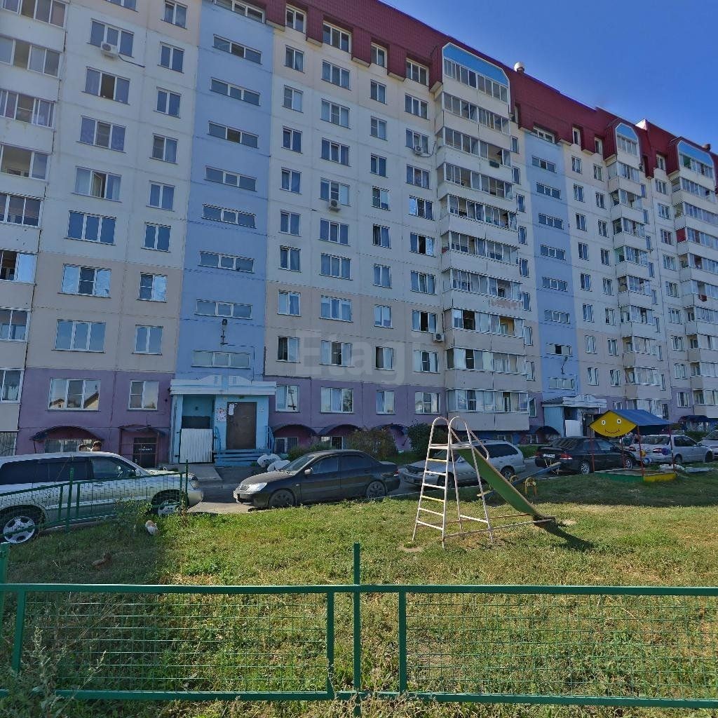край. Алтайский, г. Барнаул, ул. Малахова, д. 99-фасад здания