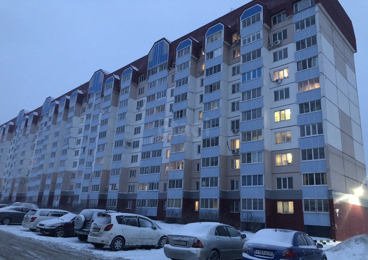 край. Алтайский, г. Барнаул, ул. Малахова, д. 101, п. 116-фасад здания