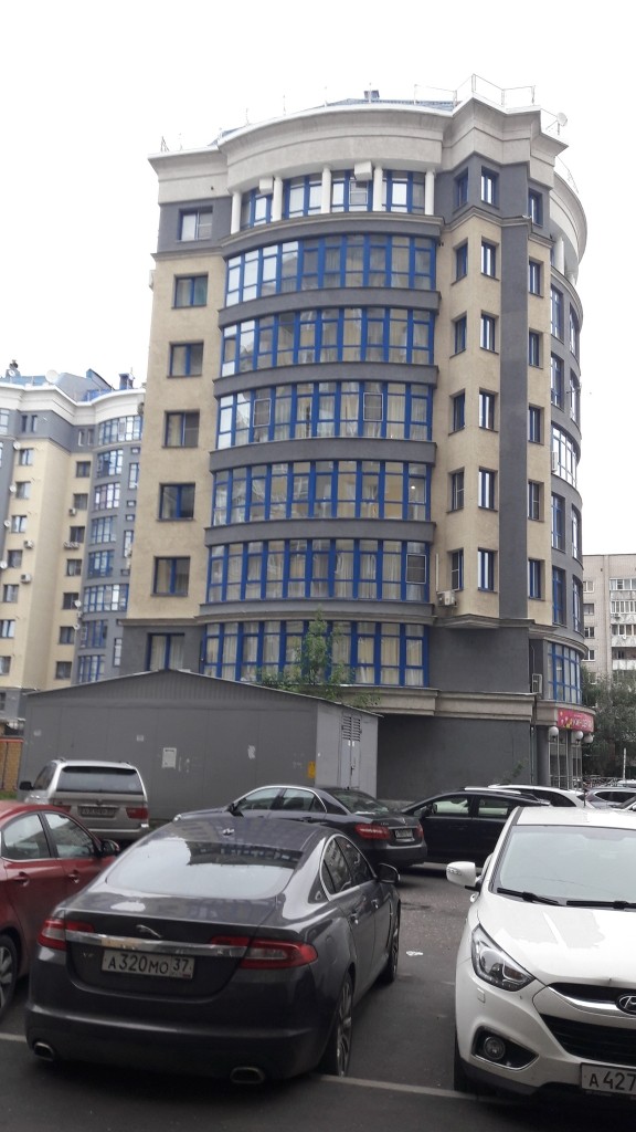обл. Ивановская, г. Иваново, ул. Кузнецова, д. 8-фасад здания