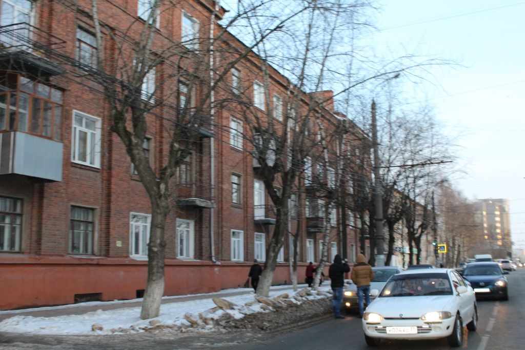 обл. Ивановская, г. Иваново, ул. Кузнецова, д. 42/32-фасад здания
