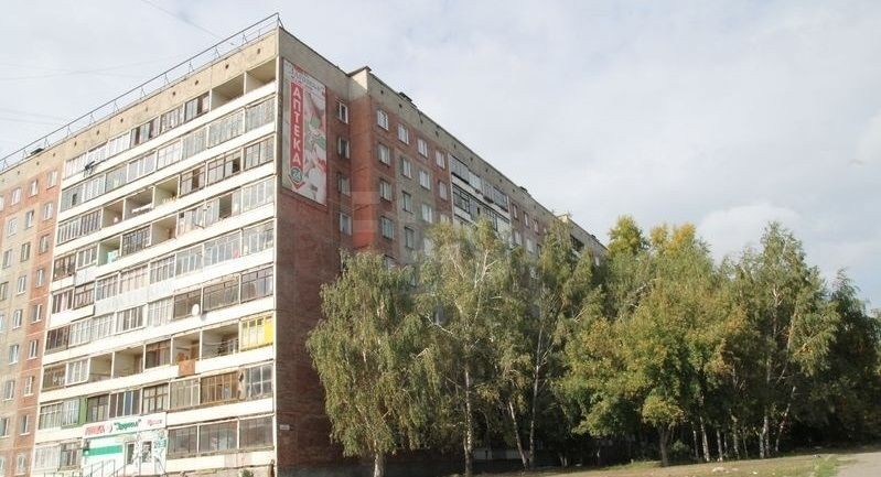 край. Алтайский, г. Барнаул, ул. Малахова, д. 116-фасад здания