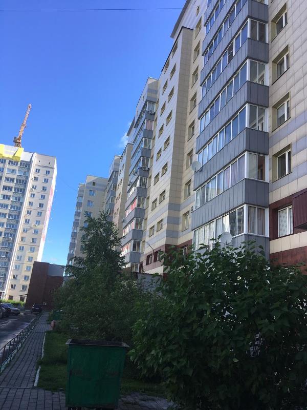 край. Алтайский, г. Барнаул, ул. Малахова, д. 138-фасад здания