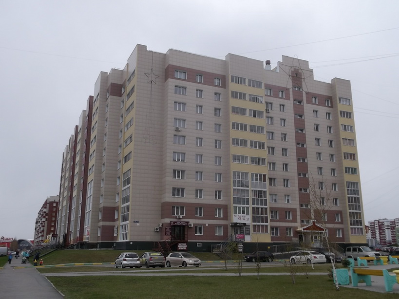 край. Алтайский, г. Барнаул, ул. Малахова, д. 148-фасад здания