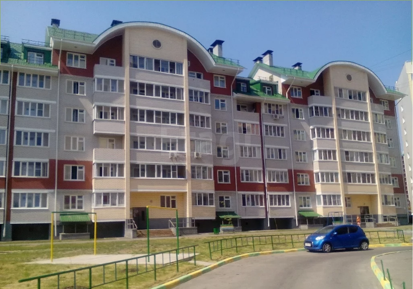 край. Алтайский, г. Барнаул, ул. Малахова, д. 150-фасад здания