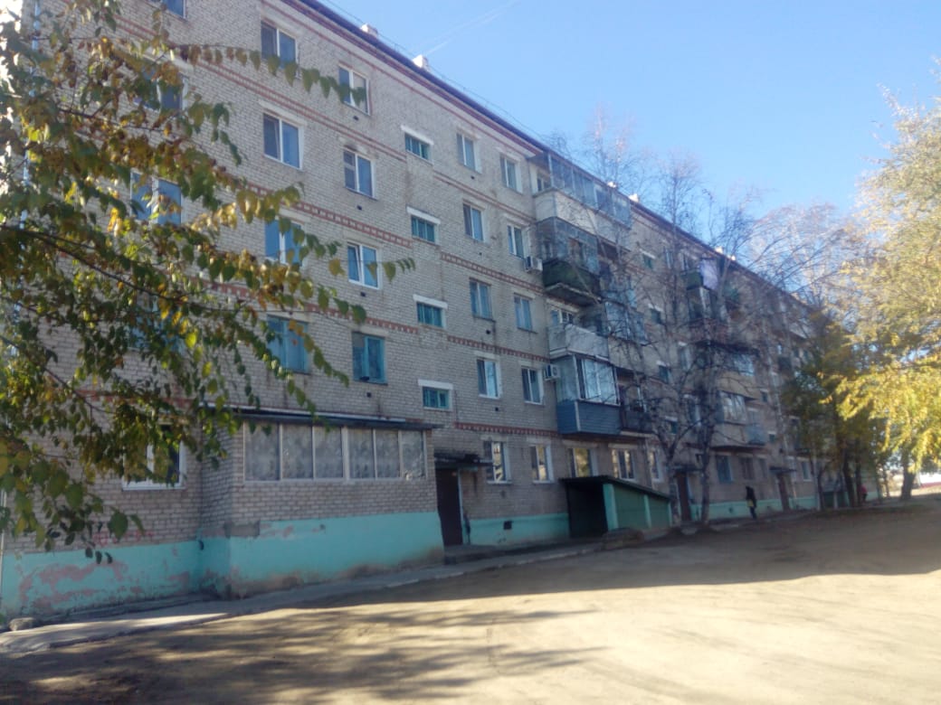 обл. Амурская, г. Шимановск, ул. Комсомольская, д. 32-фасад здания