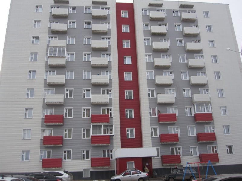 обл. Иркутская, г. Братск, ул. Гагарина, д. 79-фасад здания