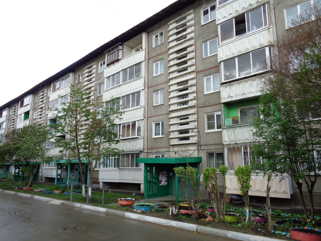 обл. Иркутская, г. Иркутск, ул. Баумана, д. 186-фасад здания