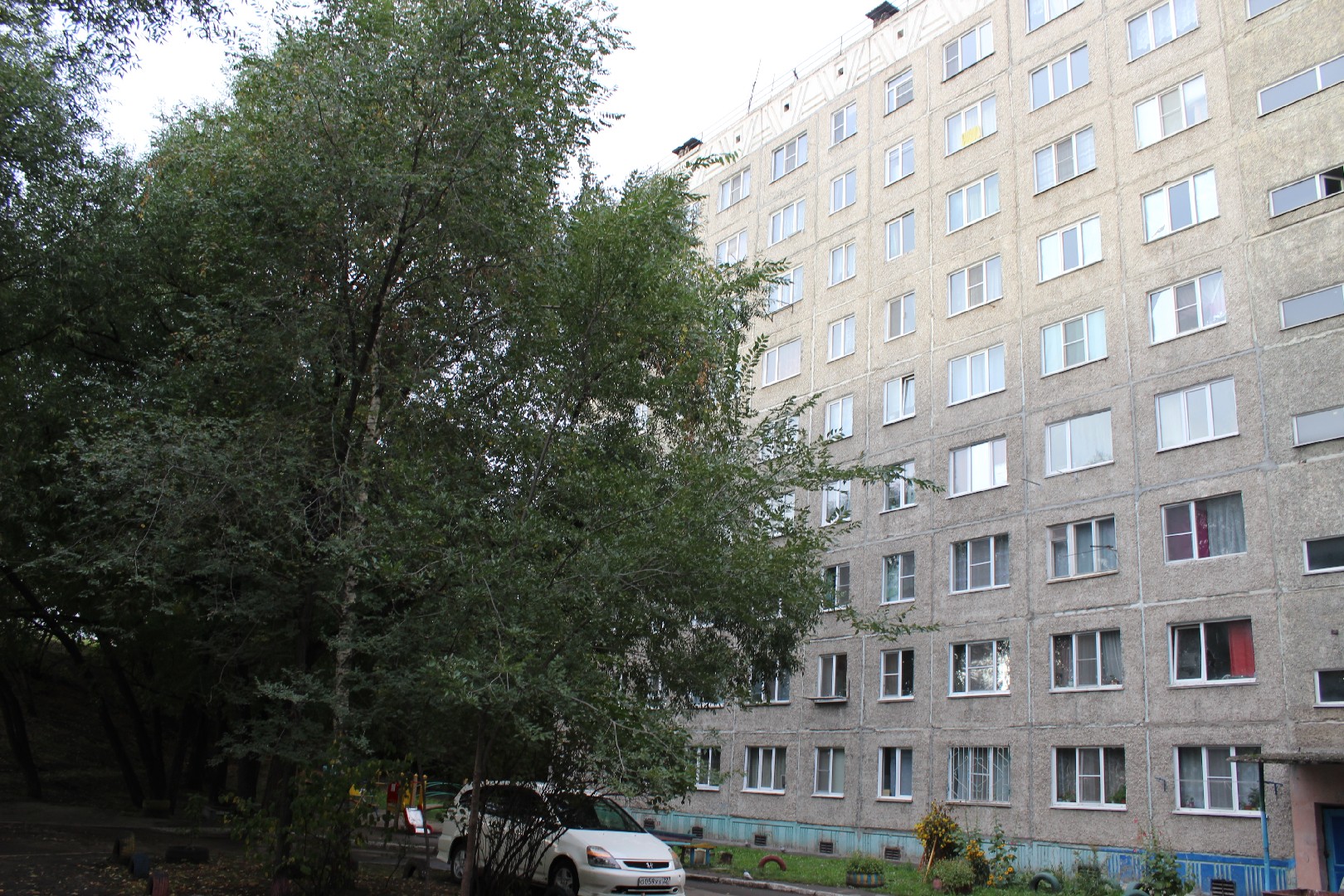 край. Алтайский, г. Барнаул, ул. Монтажников, д. 11, к. 1-фасад здания