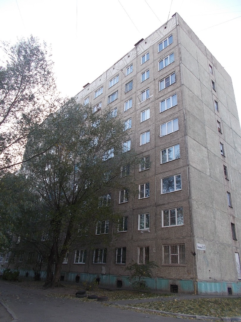 край. Алтайский, г. Барнаул, ул. Монтажников, д. 11, к. 2-фасад здания