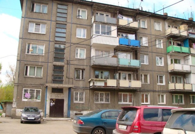 обл. Иркутская, г. Иркутск, ул. Ледовского, д. 1-фасад здания