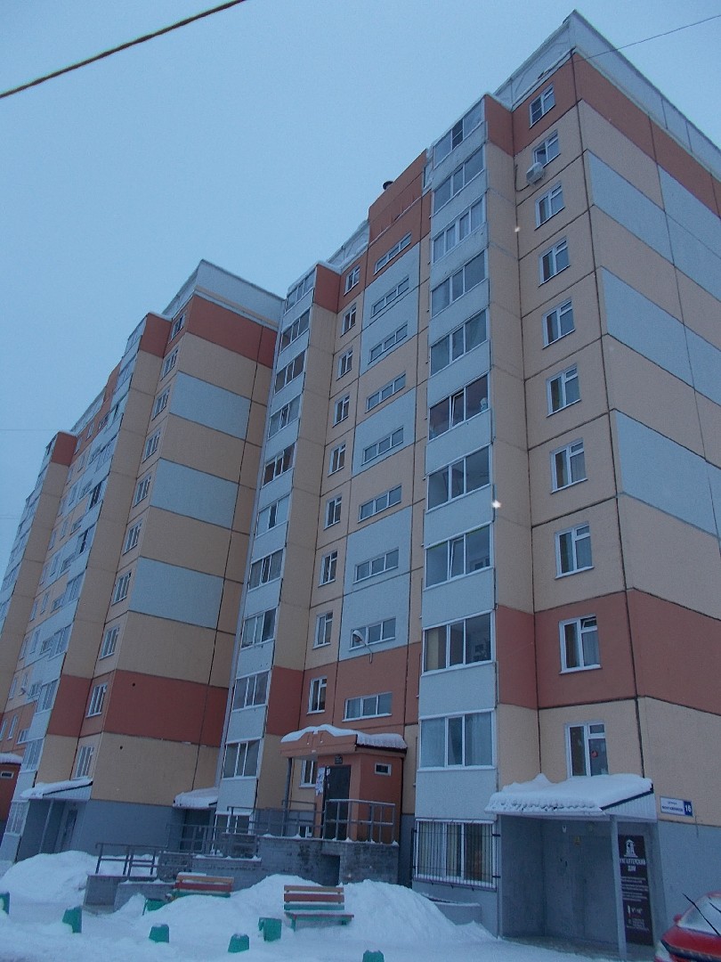край. Алтайский, г. Барнаул, ул. Монтажников, д. 16-фасад здания