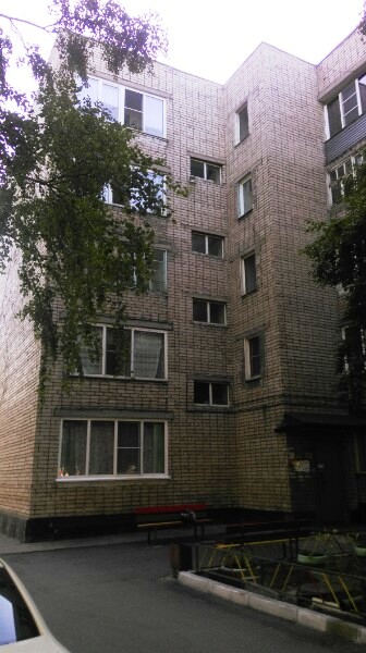 край. Алтайский, г. Алейск, ул. Ширшова, д. 2г-фасад здания