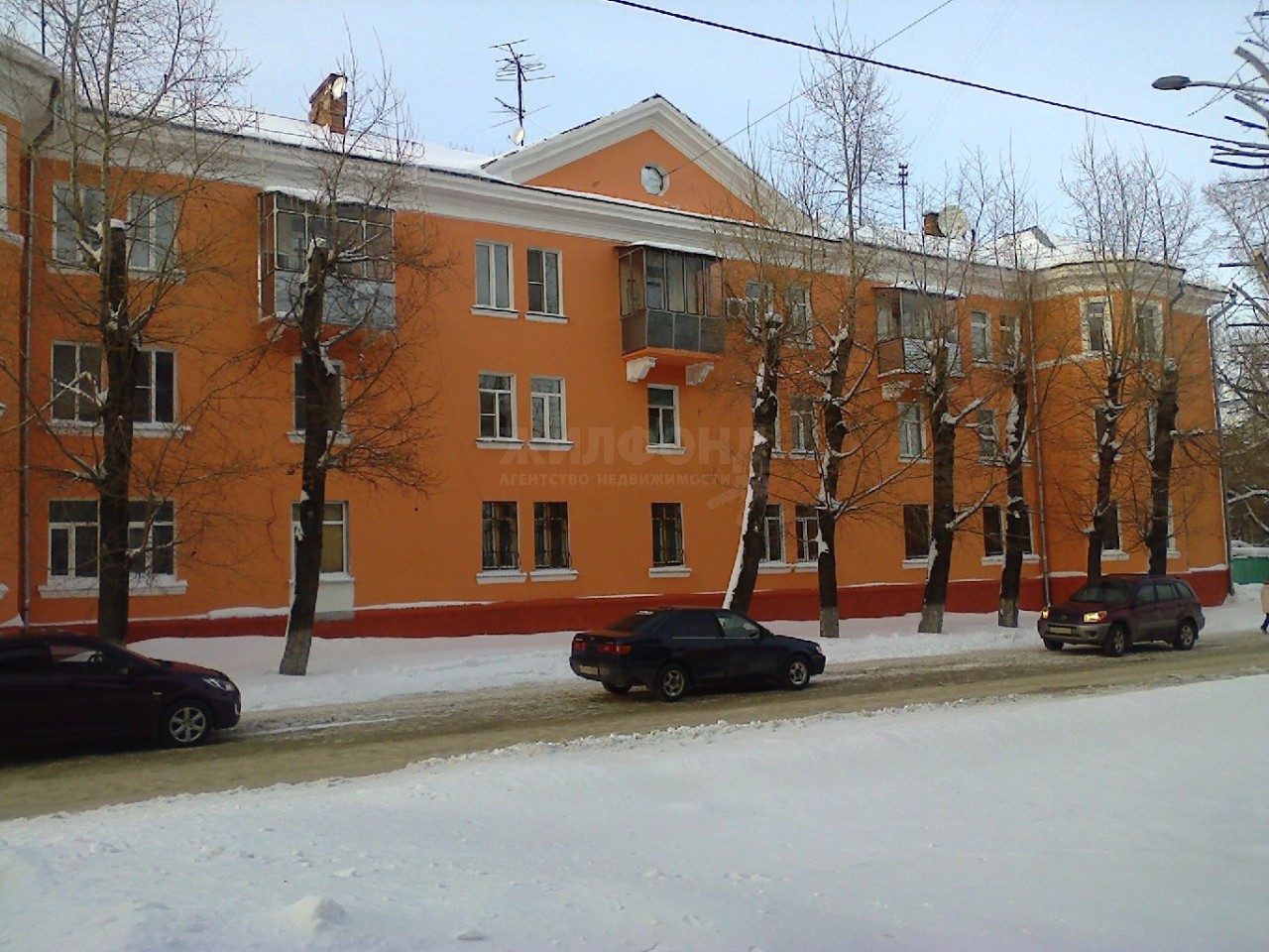 край. Алтайский, г. Барнаул, ул. Никитина, д. 84-фасад здания