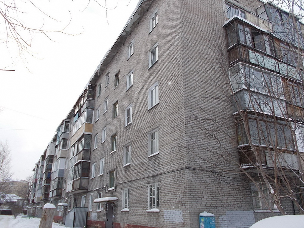 край. Алтайский, г. Барнаул, ул. Новоугольная, д. 24-фасад здания