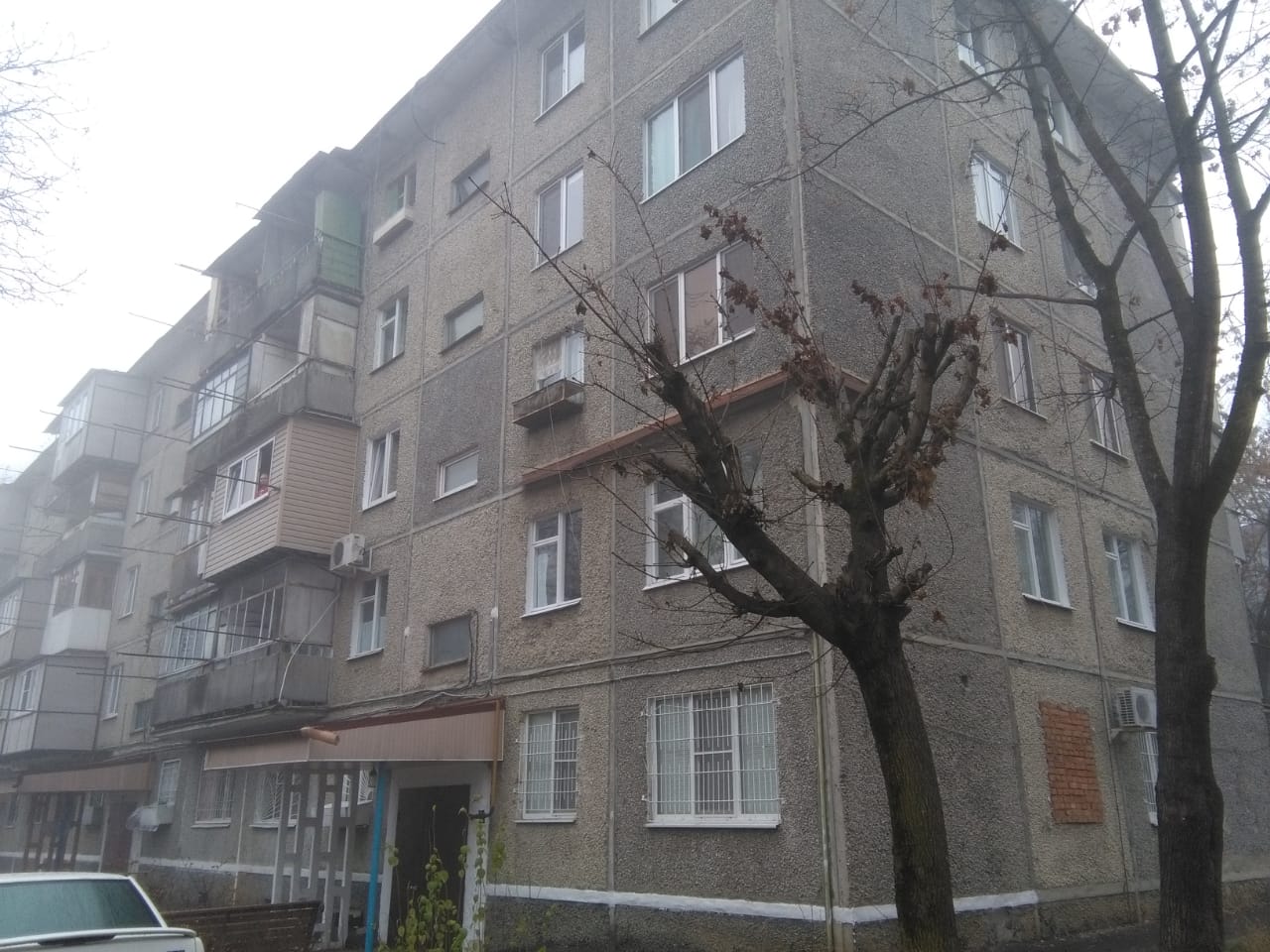 Респ. Кабардино-Балкарская, г. Нальчик, ул. Ашурова, д. 5-фасад здания