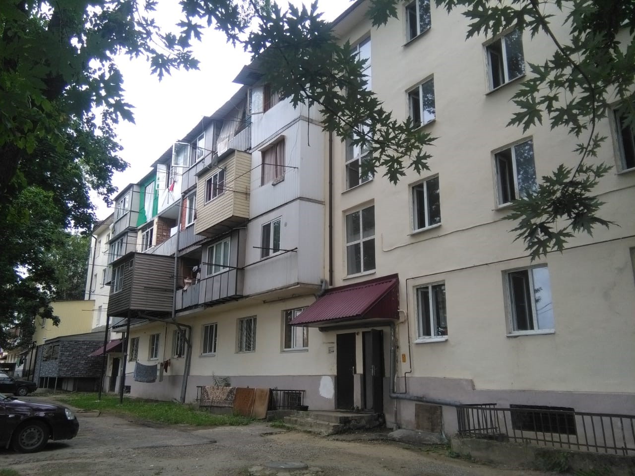 Респ. Кабардино-Балкарская, г. Нальчик, ул. Ингушская, д. 14-фасад здания