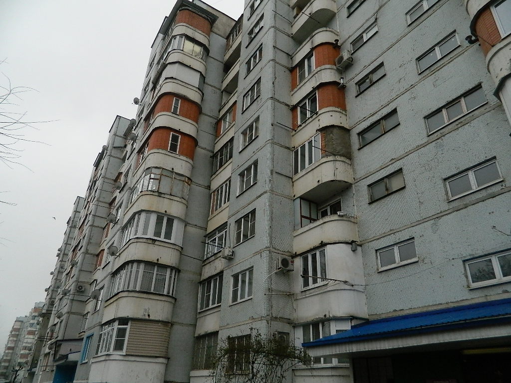 Респ. Кабардино-Балкарская, г. Нальчик, ул. Кабардинская, д. 210-фасад здания