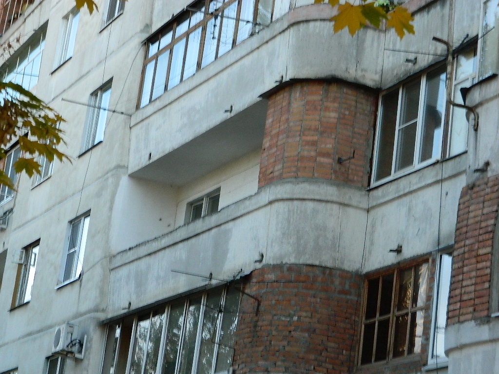 Респ. Кабардино-Балкарская, г. Нальчик, ул. Кабардинская, д. 212-фасад здания