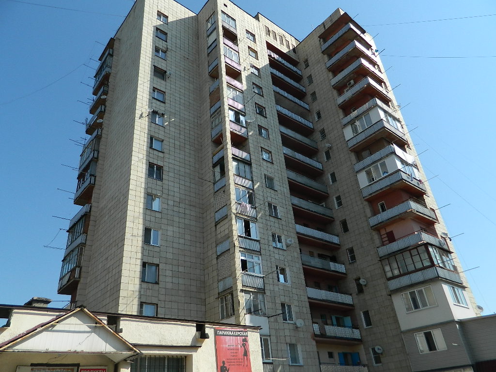 Респ. Кабардино-Балкарская, г. Нальчик, ул. Мусова, д. 10-фасад здания