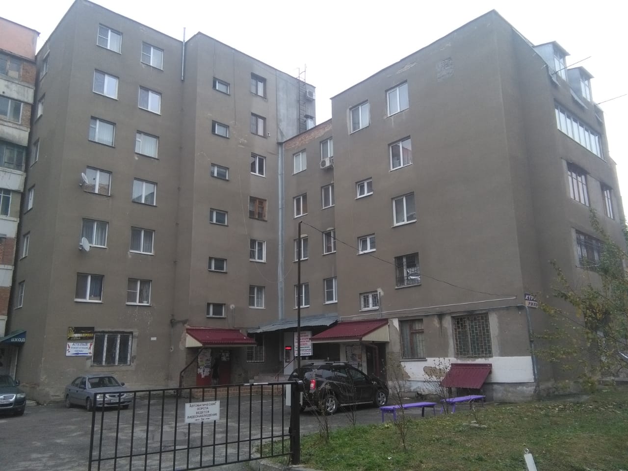 Респ. Кабардино-Балкарская, г. Нальчик, ул. Тарчокова, д. 54 д-фасад здания