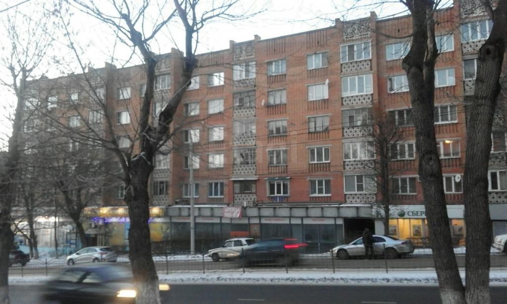 обл. Калужская, г. Калуга, ул. Гагарина, д. 11-фасад здания