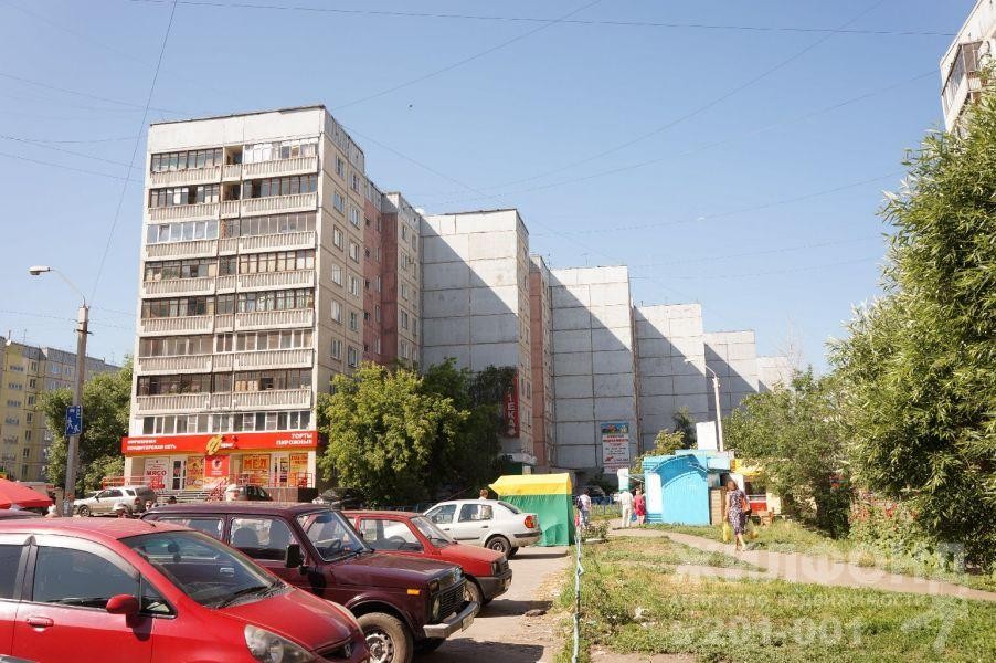 край. Алтайский, г. Барнаул, ул. Партизанская, д. 126-фасад здания
