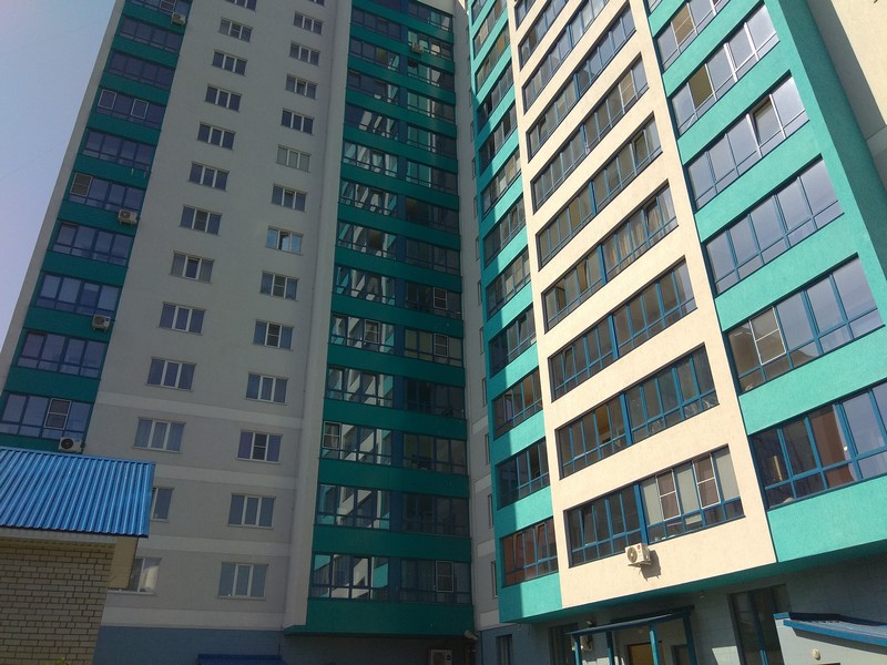 край. Алтайский, г. Барнаул, ул. Партизанская, д. 151-фасад здания
