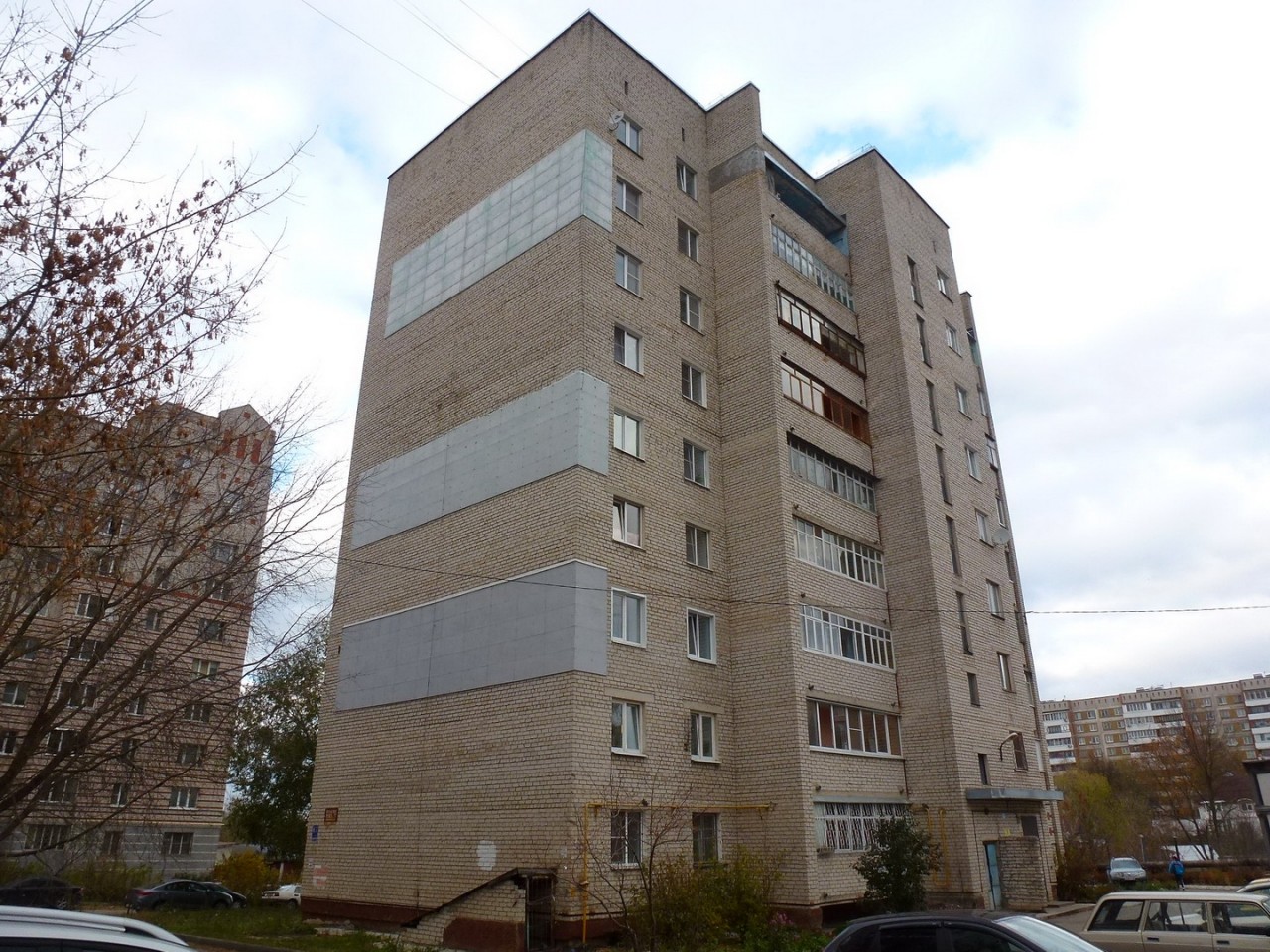 обл. Калужская, г. Калуга, ул. Суворова, д. 67-фасад здания