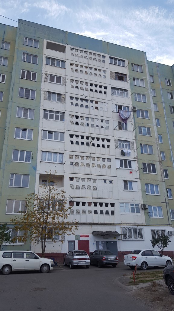Респ. Карачаево-Черкесская, г. Черкесск, ул. Карла Маркса, д. 101-фасад здания